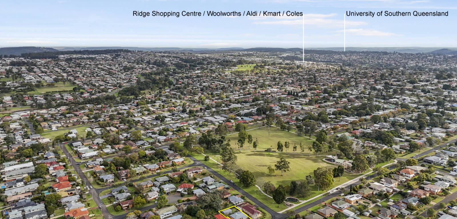 8 Flinders Street, CENTENARY HEIGHTS, QLD 4350 AU