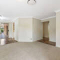 14 Goodwood St, NEWTOWN, QLD 4350 AU