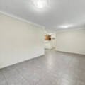 2/20 Felix St, CRANLEY, QLD 4350 AU
