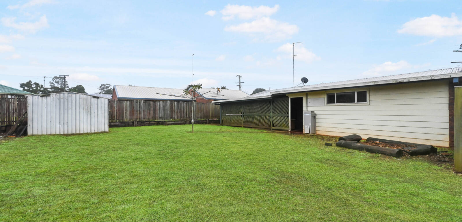 1 Sherry St, WILSONTON HEIGHTS, QLD 4350 AU