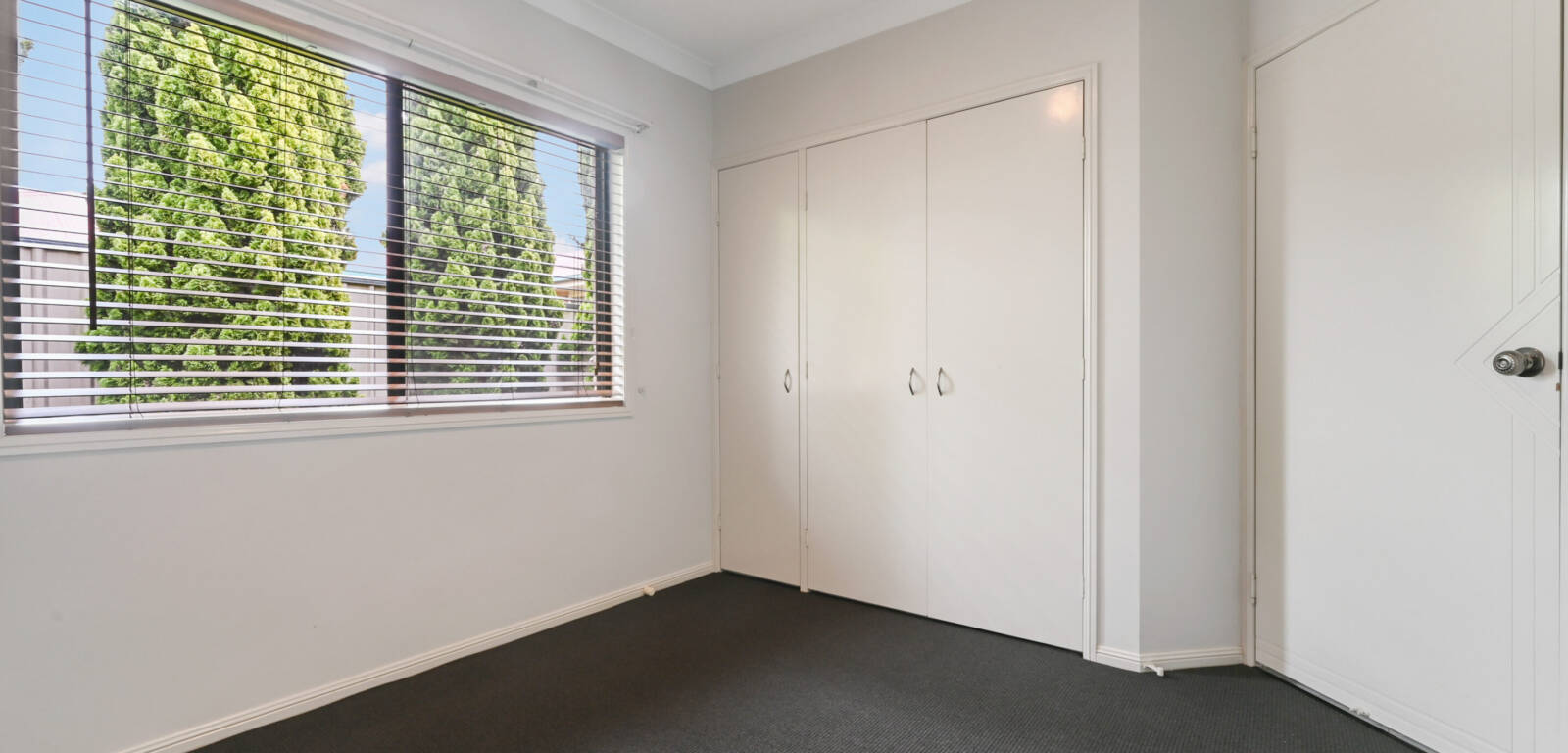 172 Spring St, MIDDLE RIDGE, QLD 4350 AU