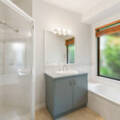 172 Spring St, MIDDLE RIDGE, QLD 4350 AU