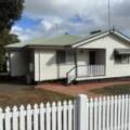 104 North St, NORTH TOOWOOMBA, QLD 4350 AU
