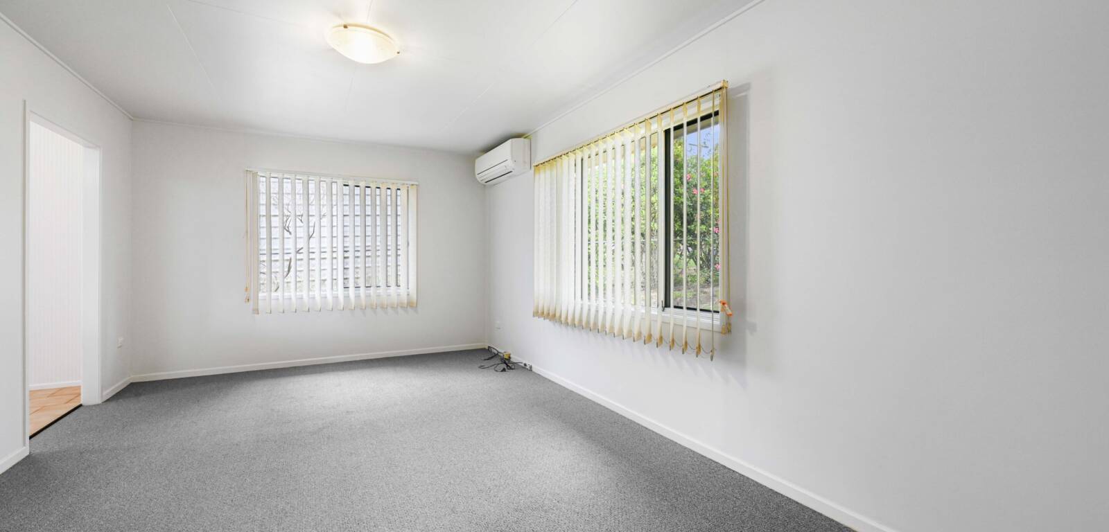 55 Kate St, HARLAXTON, QLD 4350 AU