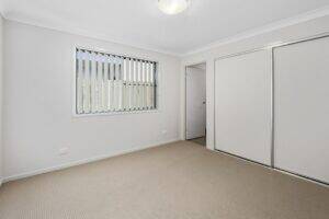 2/54 Sanctuary Dr, CRANLEY, QLD 4350 AU