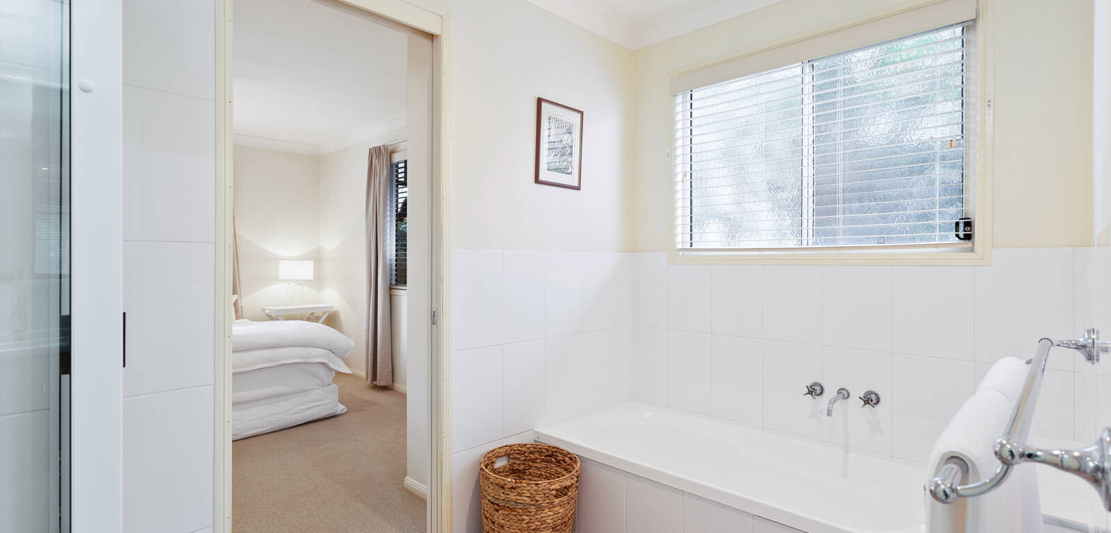 11 Kent St, EAST TOOWOOMBA, QLD 4350 AU