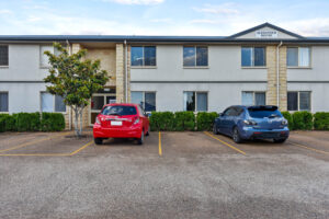 10/9 Uniplaza Ct, KEARNEYS SPRING, QLD 4350