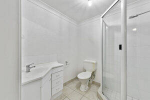 10/9 Uniplaza Ct, KEARNEYS SPRING, QLD 4350 AU
