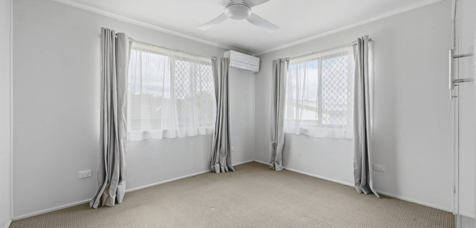 44 Debra St, CENTENARY HEIGHTS, QLD 4350 AU