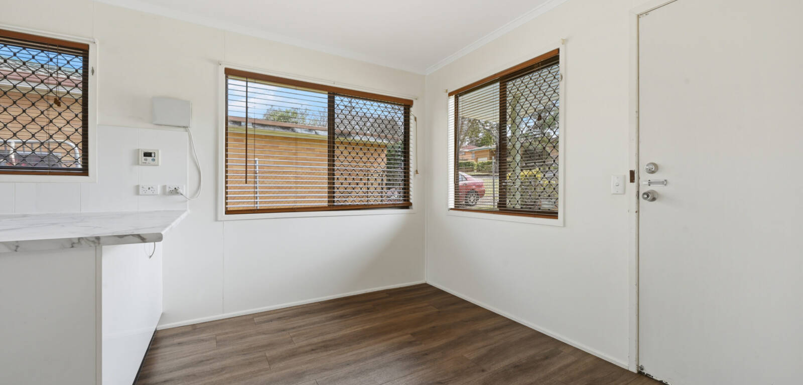 44 Debra St, CENTENARY HEIGHTS, QLD 4350 AU