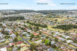 44 Debra St, CENTENARY HEIGHTS, QLD 4350 AU