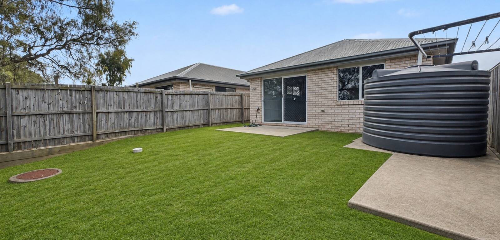 15 Gains Pl, GLENVALE, QLD 4350 AU
