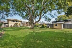 39 Wentworth Street, CENTENARY HEIGHTS, QLD 4350 AU