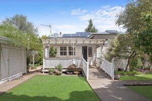 157 Bridge St, NORTH TOOWOOMBA, QLD 4350 AU