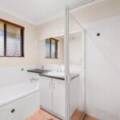 16 Menzies Street, MIDDLE RIDGE, QLD 4350 AU