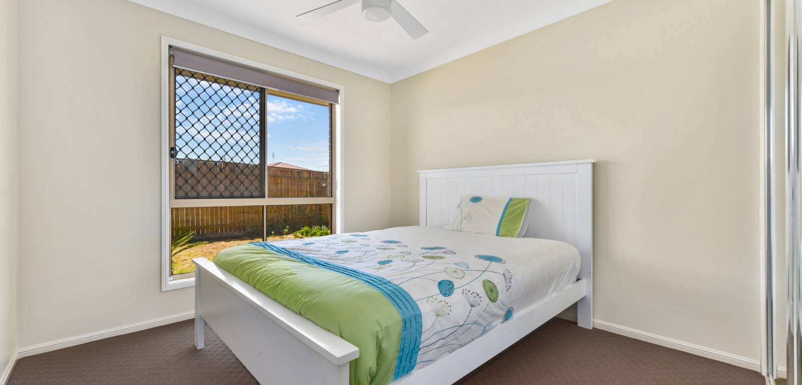 2/36 Shelby Street, GLENVALE, QLD 4350 AU