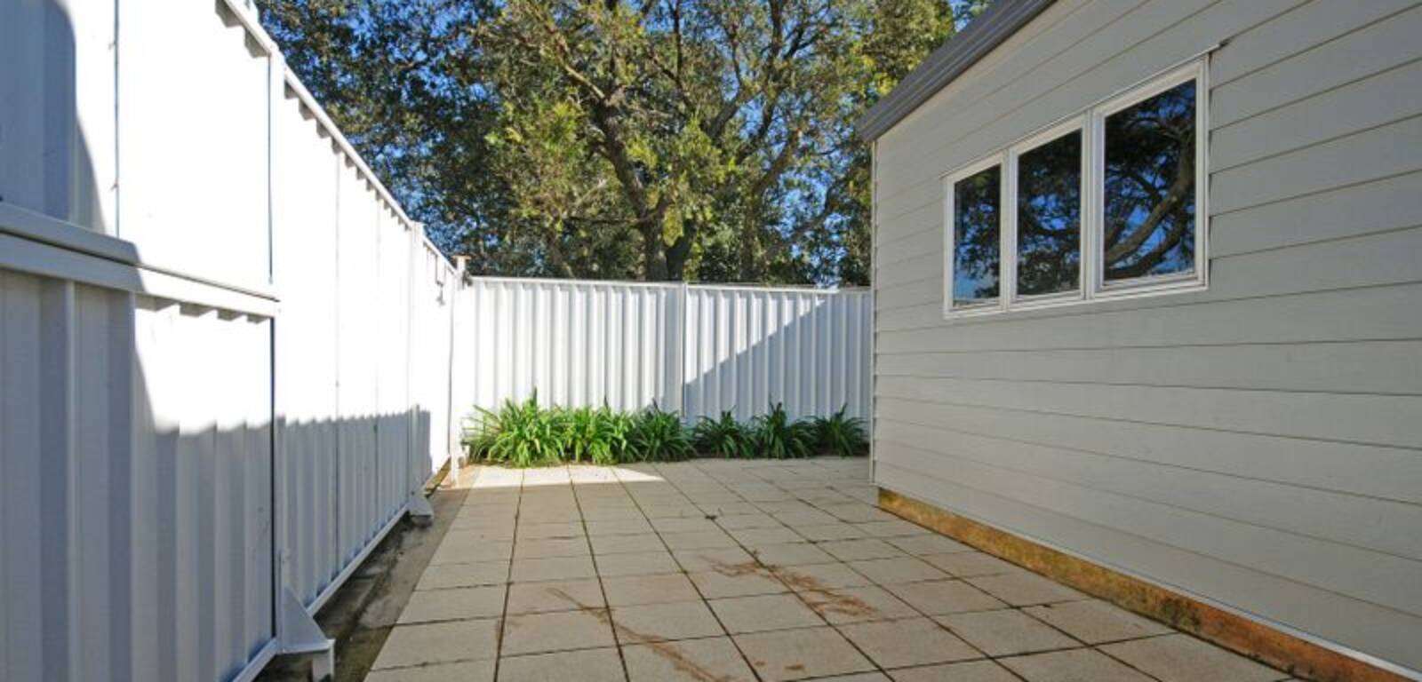 2 Wellsley Street, NORTH TOOWOOMBA, QLD 4350 AU