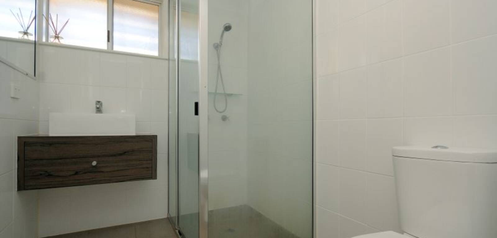 2 Wellsley Street, NORTH TOOWOOMBA, QLD 4350 AU