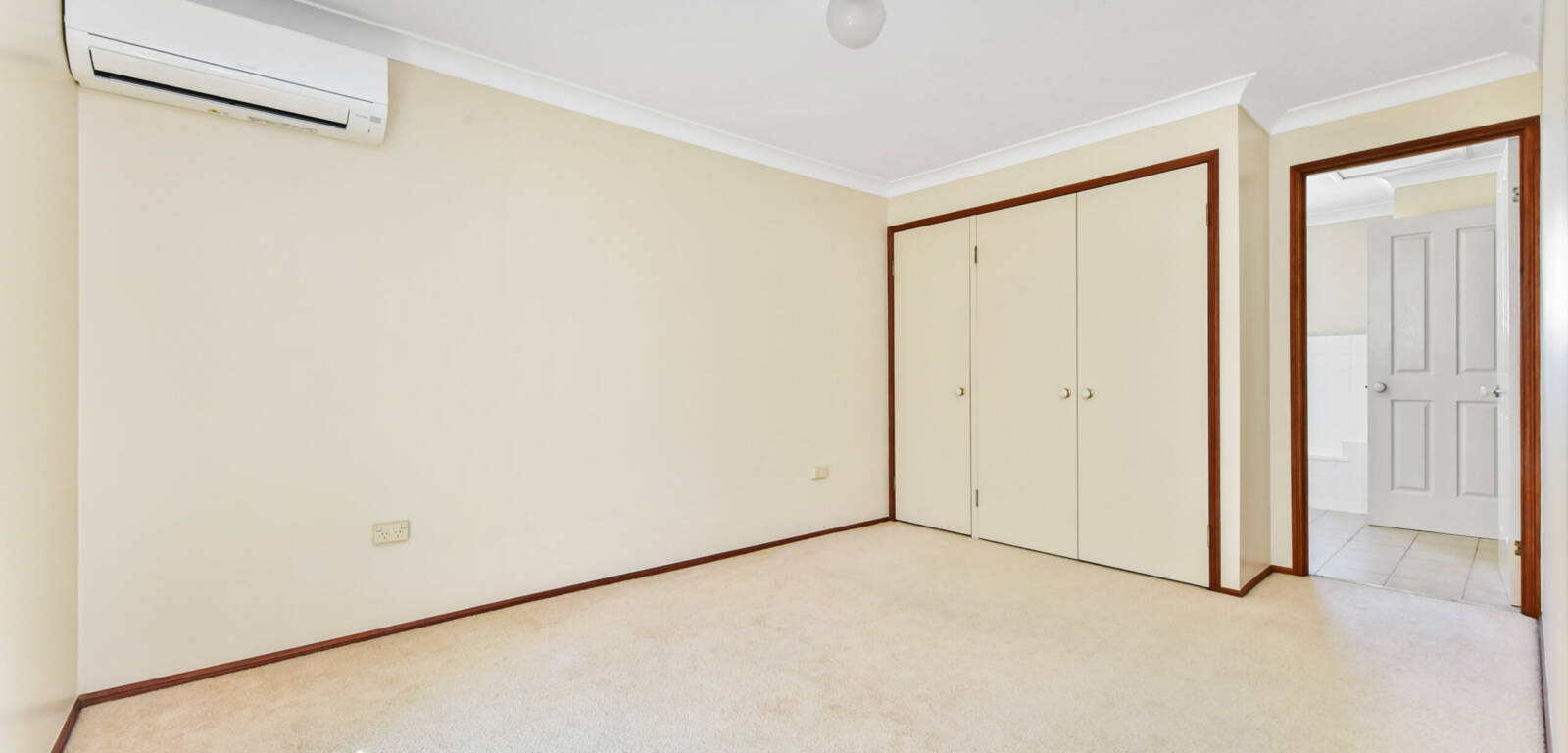 1/4 Creek Street, EAST TOOWOOMBA, QLD 4350 AU