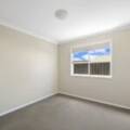 1/12 Garde Street, CENTENARY HEIGHTS, QLD 4350 AU