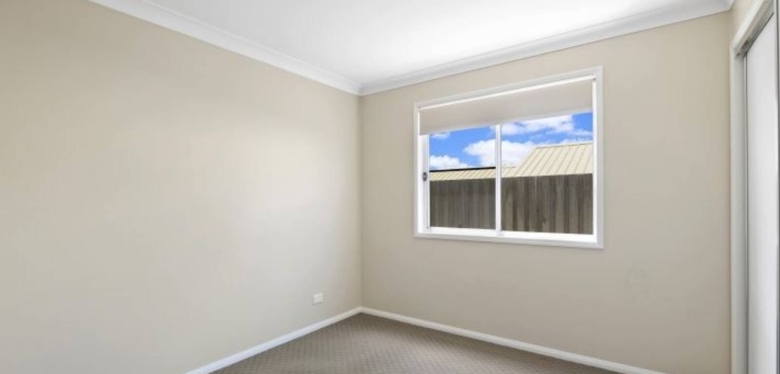 1/12 Garde Street, CENTENARY HEIGHTS, QLD 4350 AU