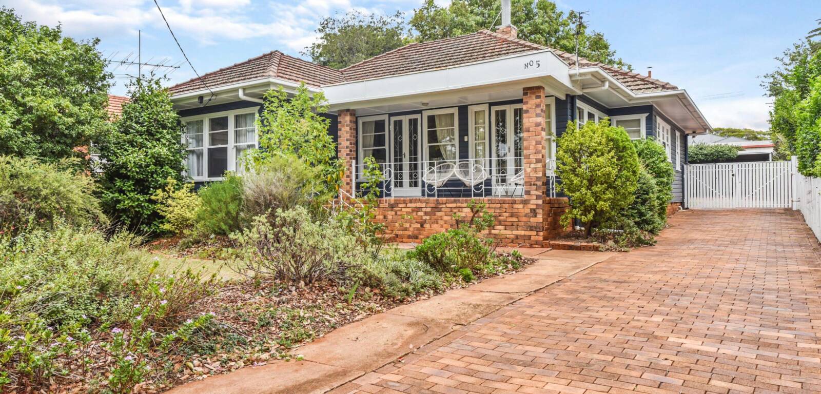 5 Boulton Tce, TOOWOOMBA CITY, QLD 4350 AU