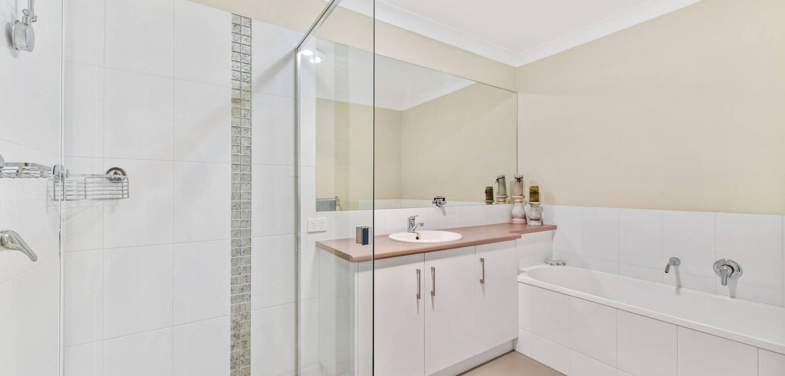 2/36 Shelby Street, GLENVALE, QLD 4350 AU