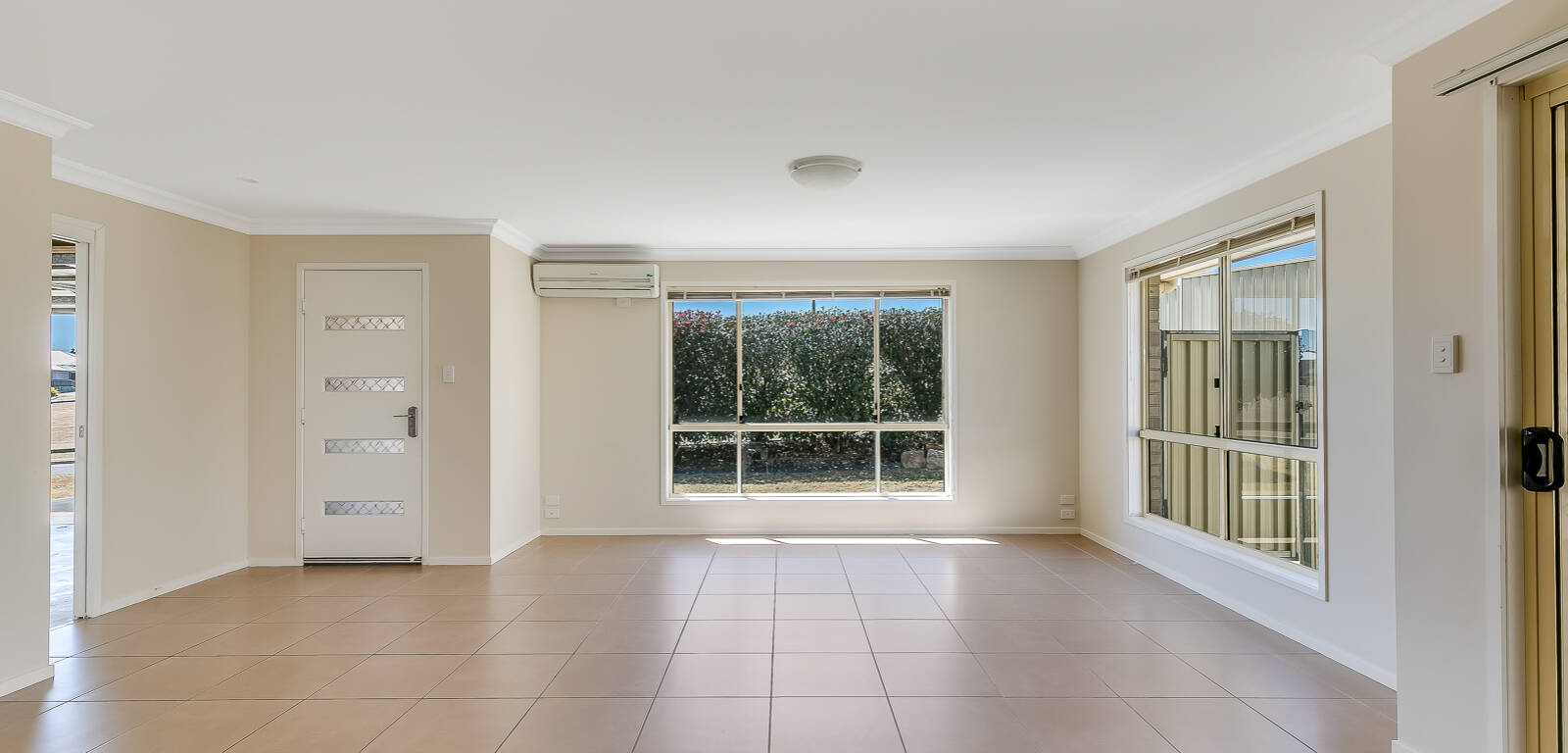1/2 Yearling Close, GLENVALE, QLD 4350 AU