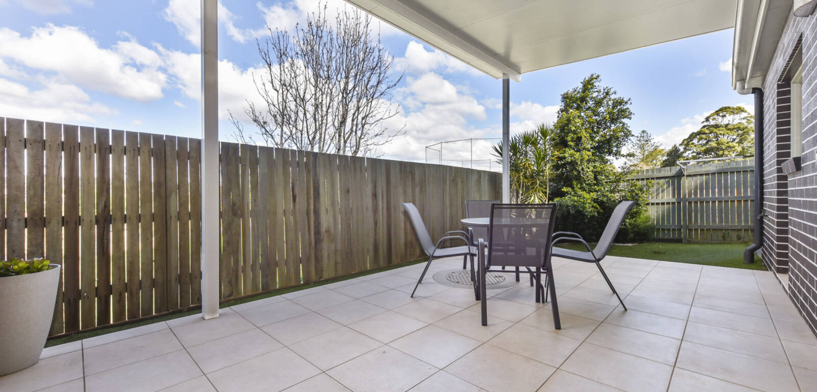 2a/126 Long Street, CENTENARY HEIGHTS, QLD 4350 AU