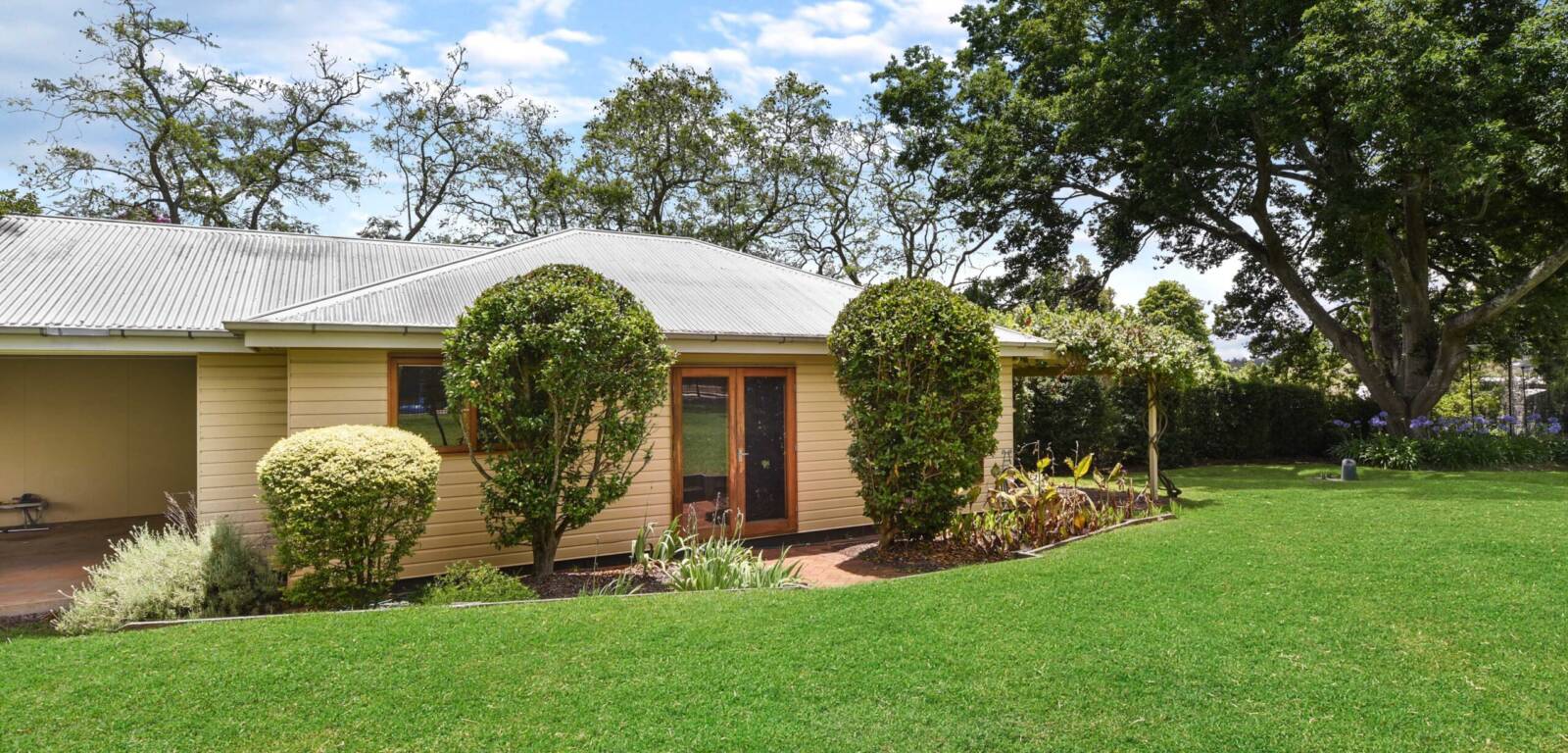9 Campbell Street, EAST TOOWOOMBA, QLD 4350 AU