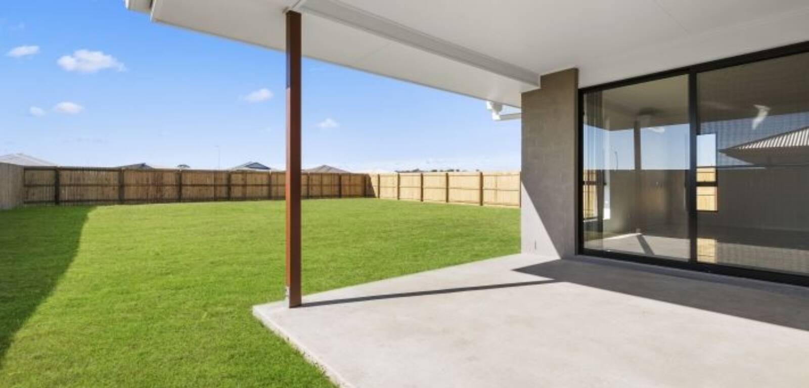8 Murwillock Street, CAMBOOYA, QLD 4358 AU