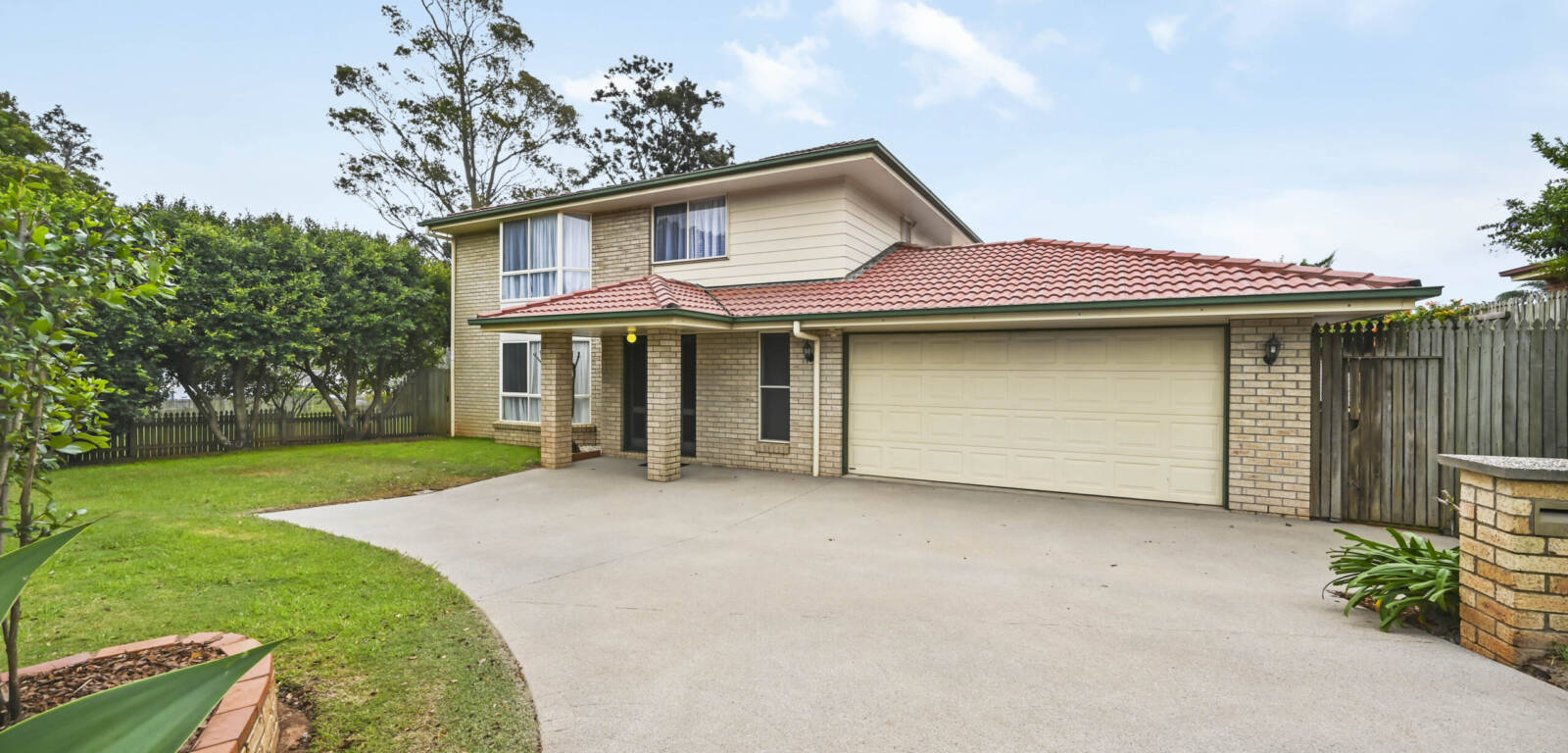 3 Willem Close, MIDDLE RIDGE, QLD 4350 AU