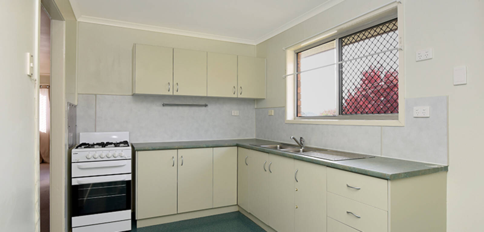 70 Champagne Crescent, WILSONTON HEIGHTS, QLD 4350 AU