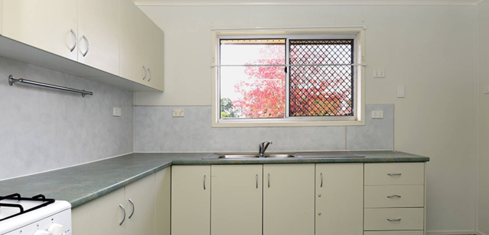 70 Champagne Crescent, WILSONTON HEIGHTS, QLD 4350 AU