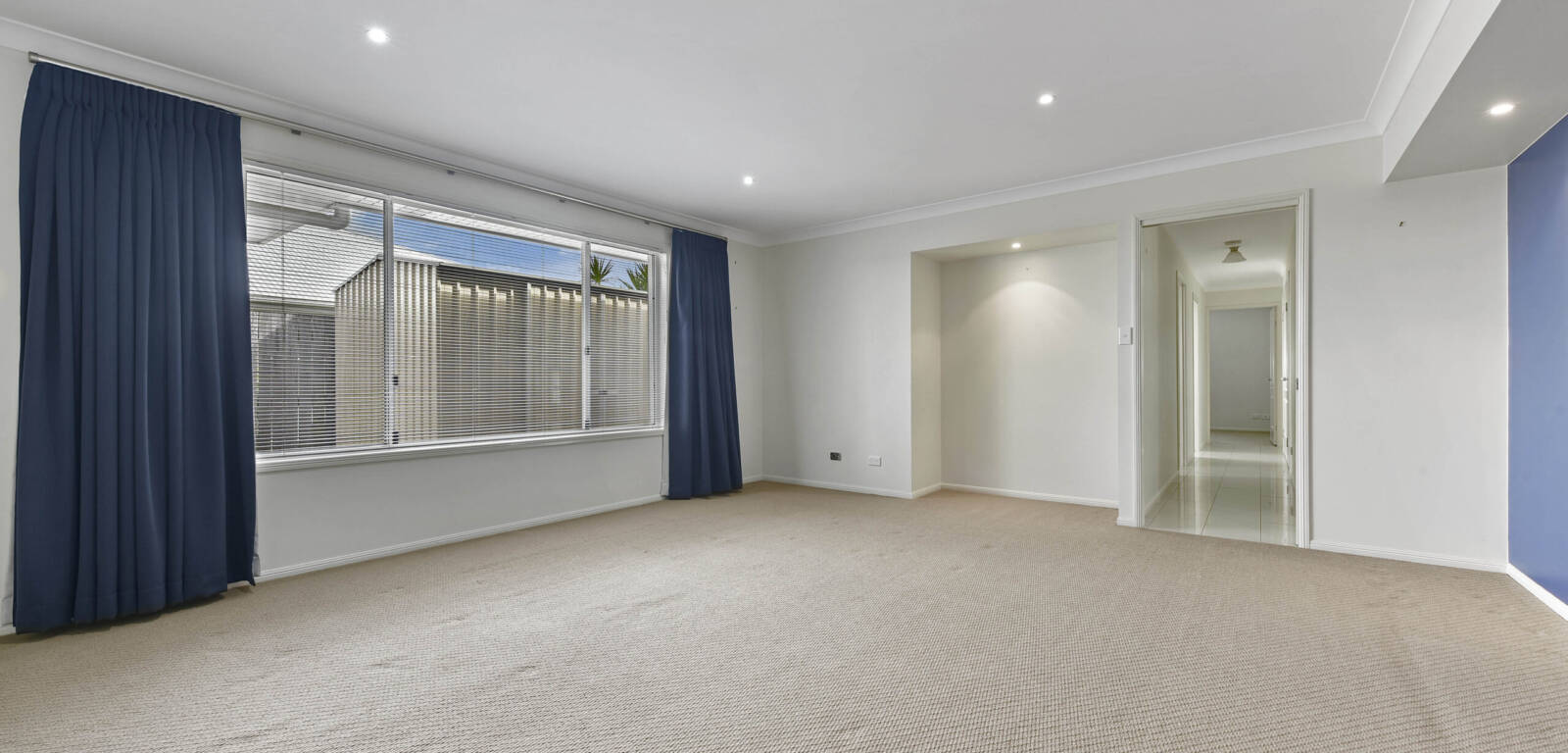 13 Rosella Street, RANGEVILLE, QLD 4350 AU