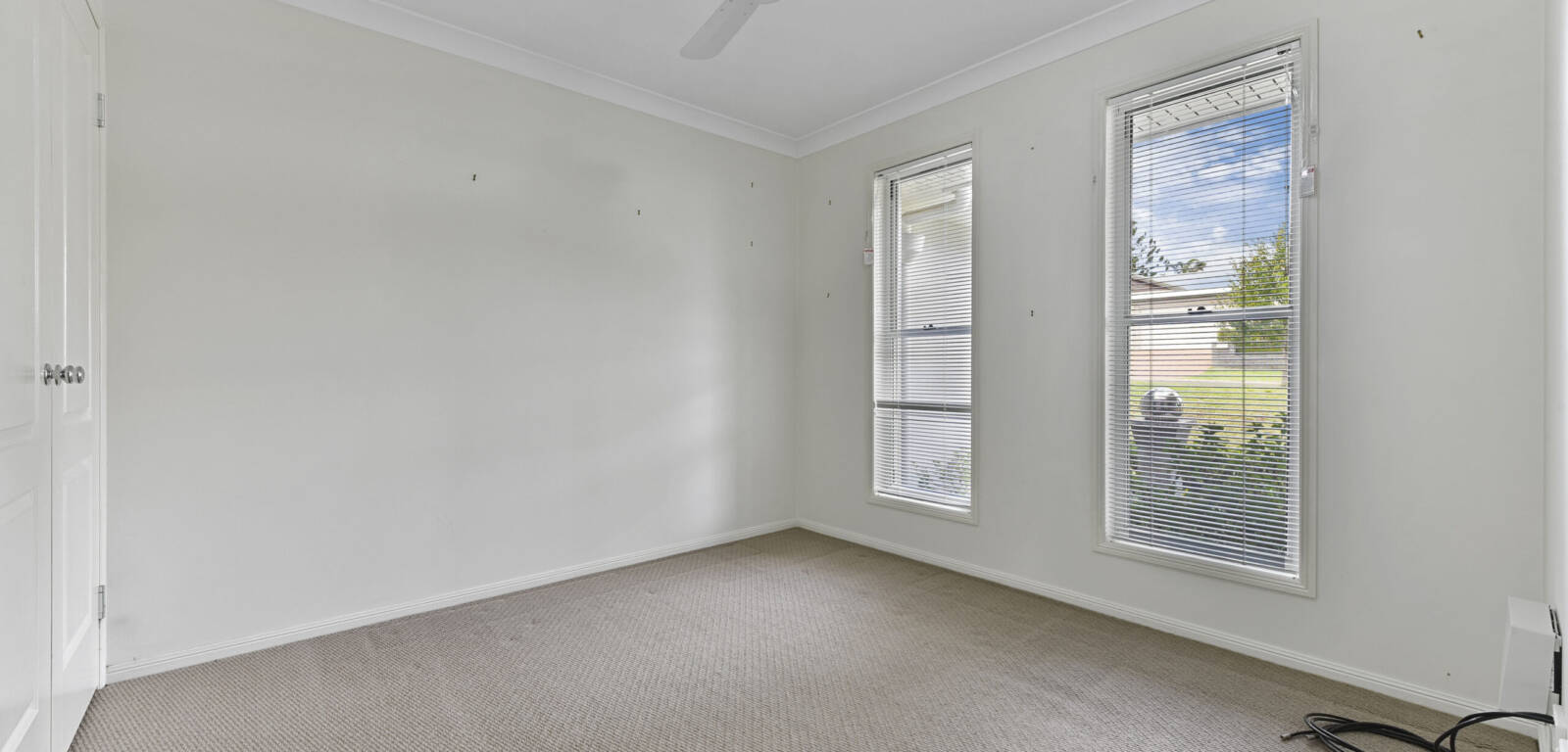 13 Rosella Street, RANGEVILLE, QLD 4350 AU