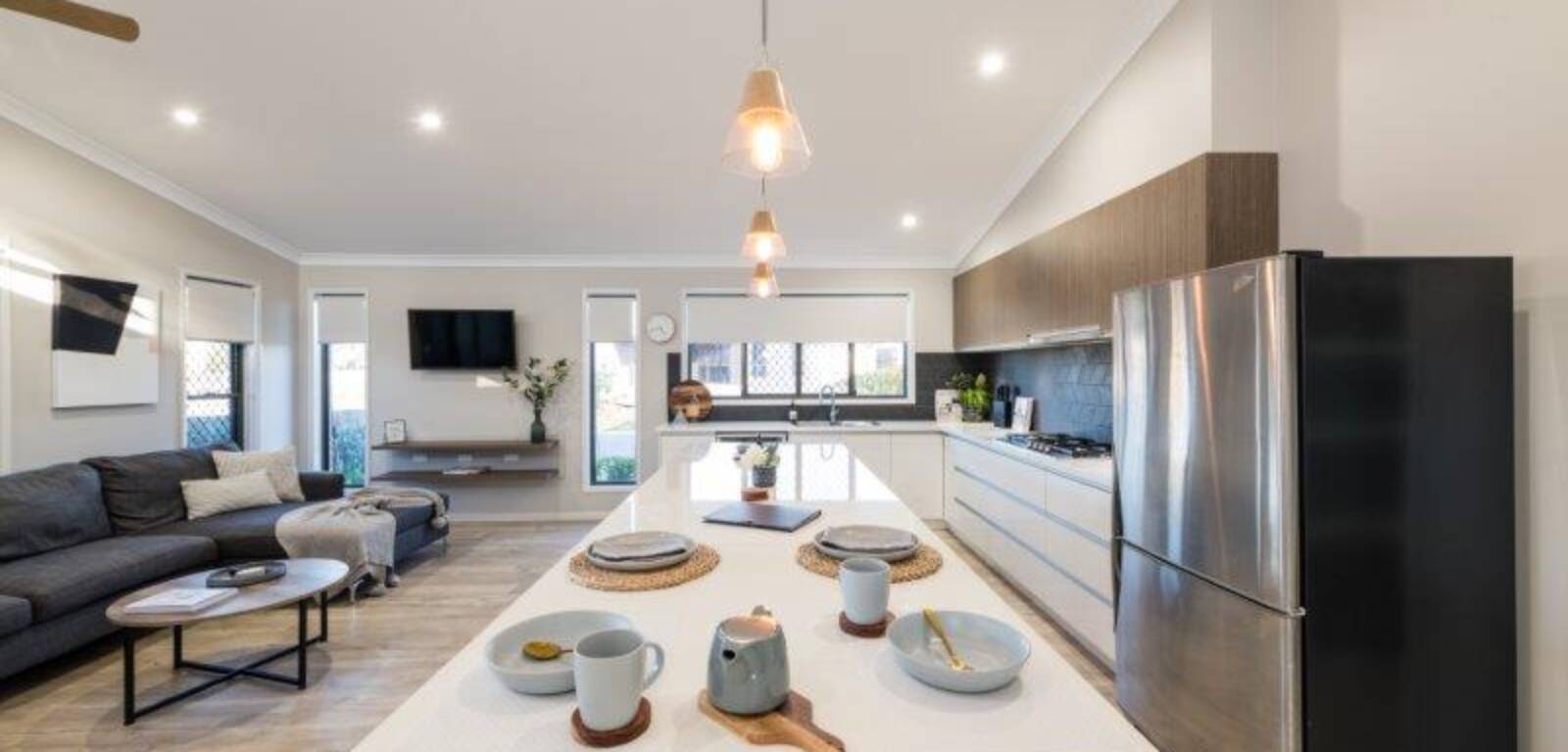 4 Farrer Street, CRANLEY, QLD 4350 AU