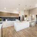 4 Farrer Street, CRANLEY, QLD 4350 AU