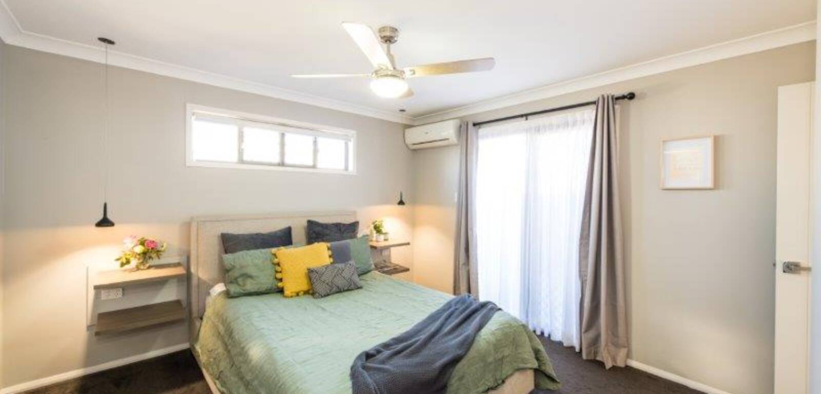 4 Farrer Street, CRANLEY, QLD 4350 AU