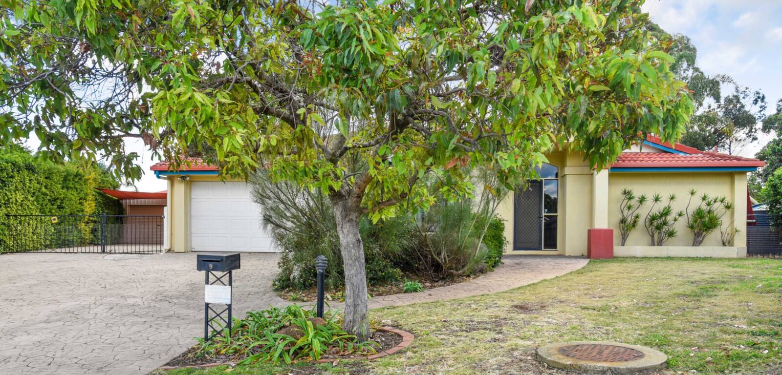 9 Hanna Court, WESTBROOK, QLD 4350 AU