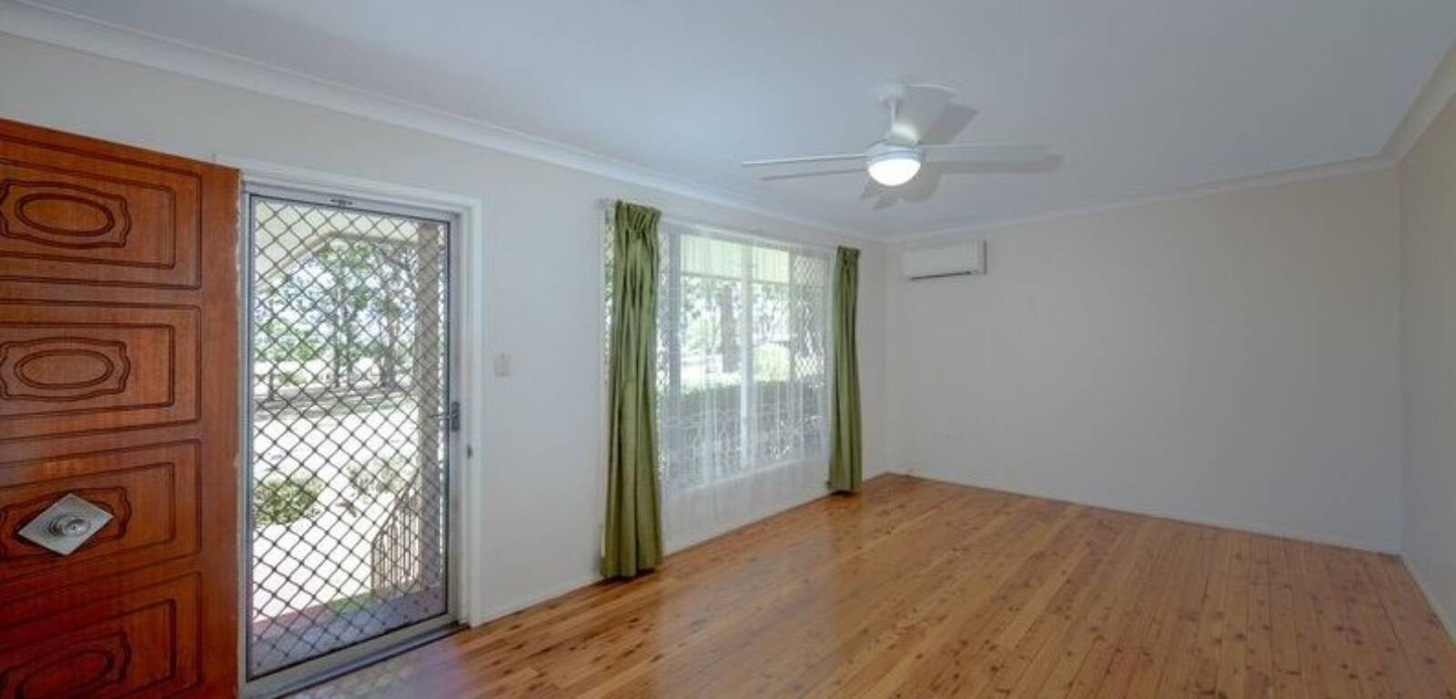 22 Ole Street, RANGEVILLE, QLD 4350 AU