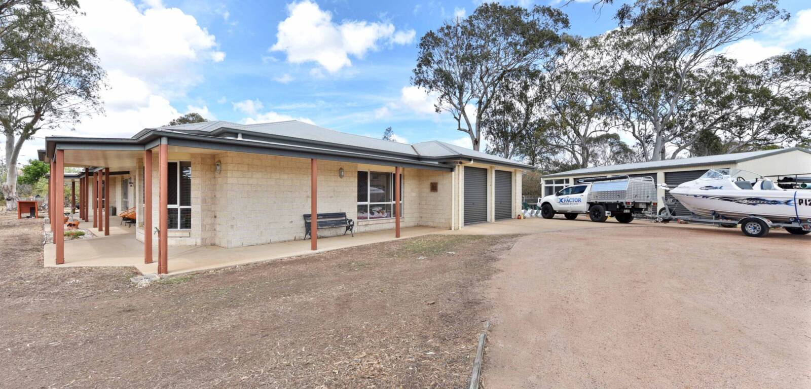 1 Cotswold Close, COTSWOLD HILLS, QLD 4350 AU