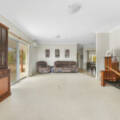 1 Cotswold Close, COTSWOLD HILLS, QLD 4350 AU