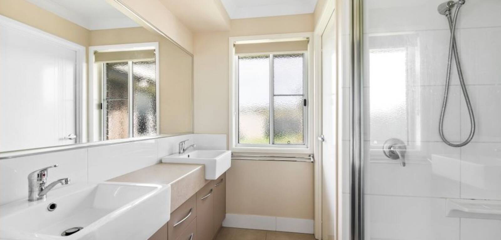 13 Lila Drive, COTSWOLD HILLS, QLD 4350 AU
