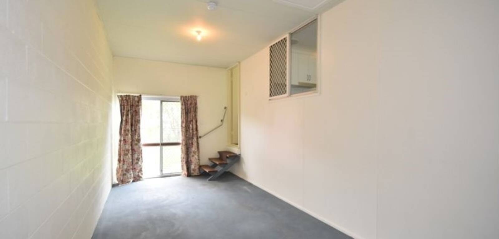2/2 Creek Street, CAMBOOYA, QLD 4358 AU