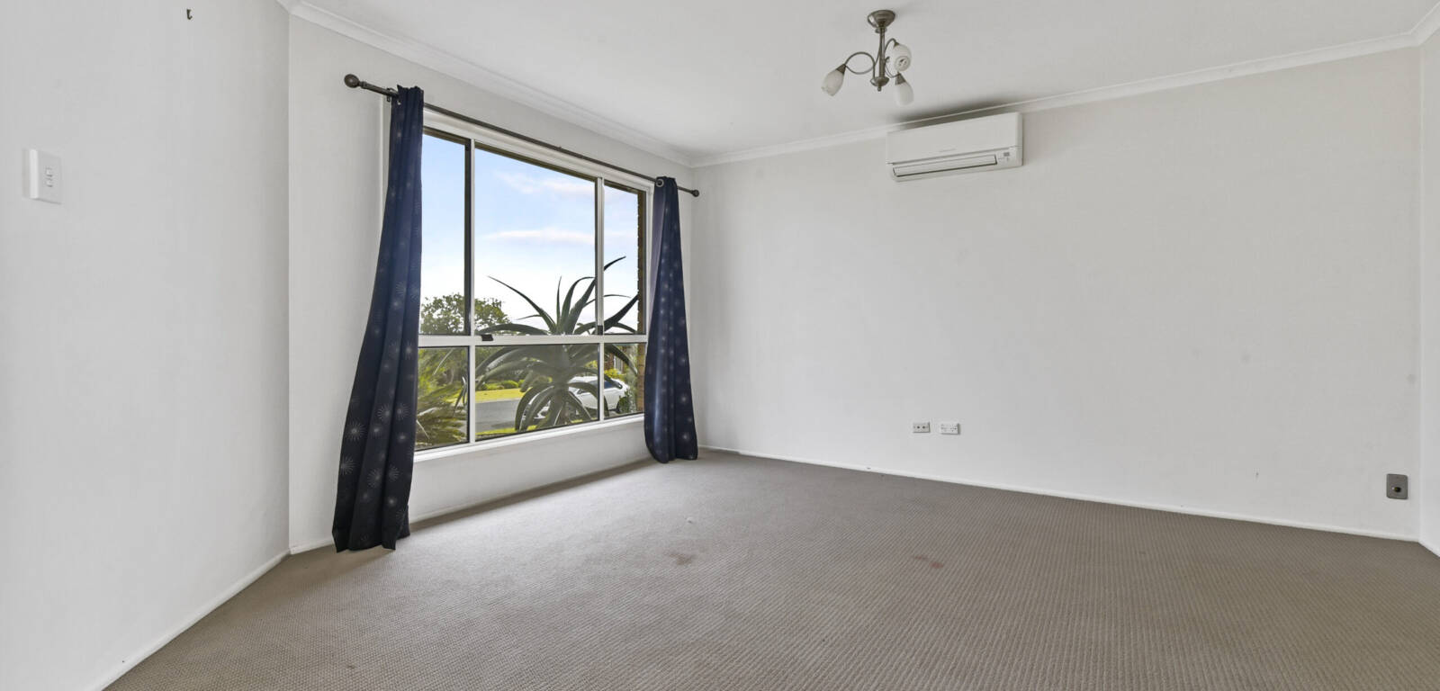 31 Liquidambar Street, GLENVALE, QLD 4350 AU