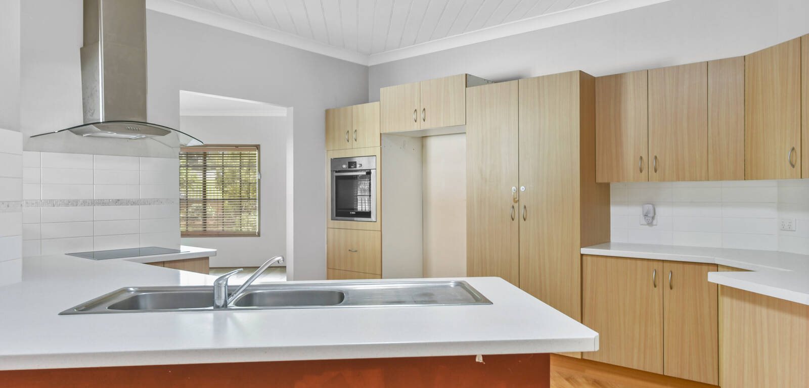5 Hoad Ct, RANGEVILLE, QLD 4350 AU