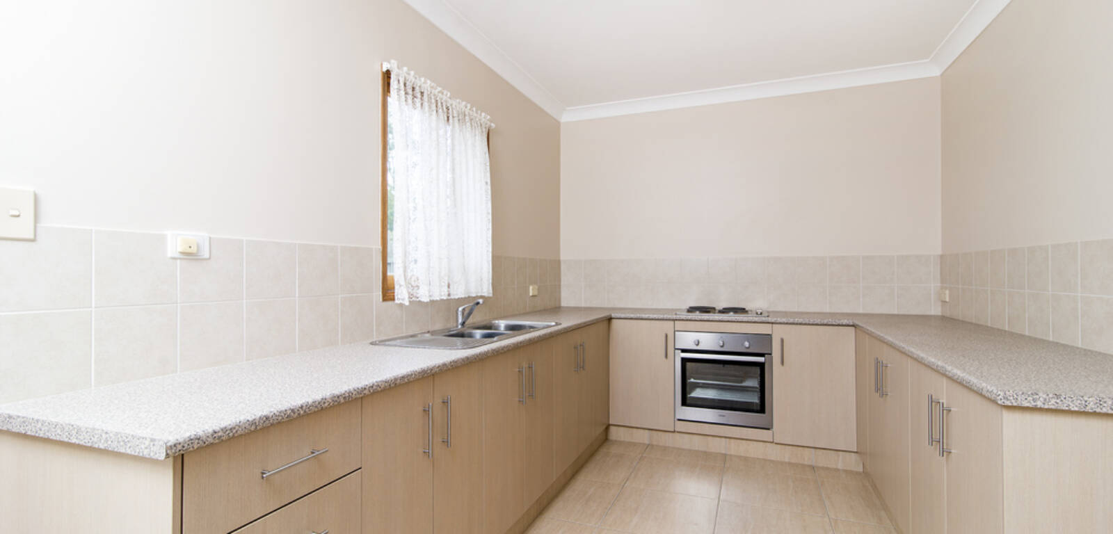 2/4 Creek St, EAST TOOWOOMBA, QLD 4350 AU