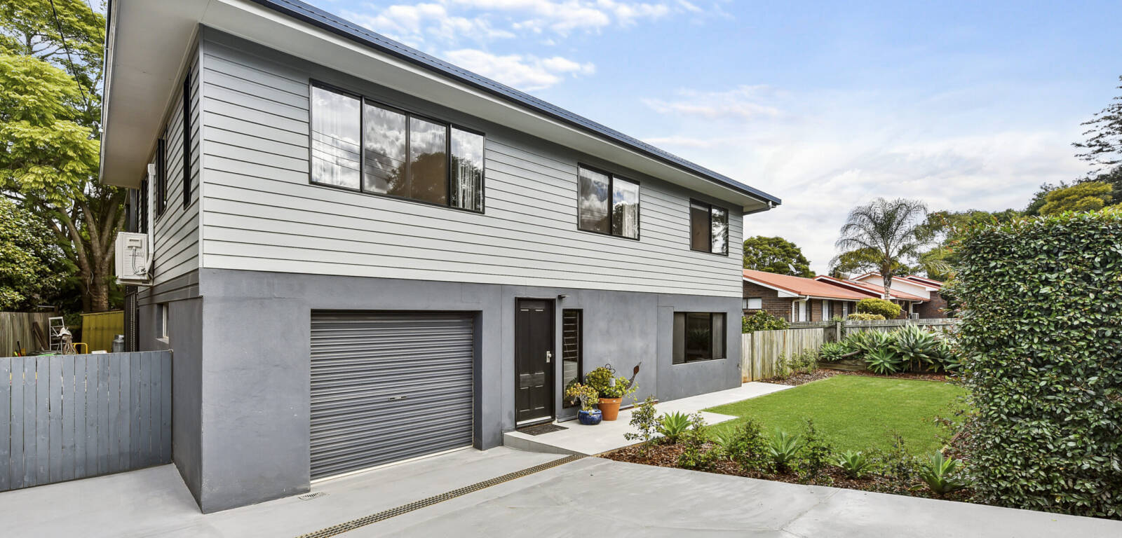 10 Athol Street, HARLAXTON, QLD 4350 AU