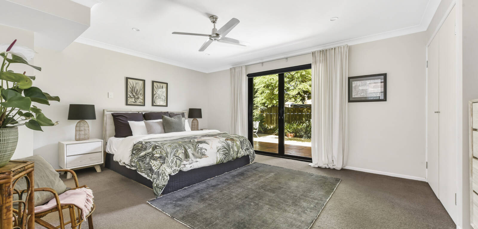 10 Athol Street, HARLAXTON, QLD 4350 AU
